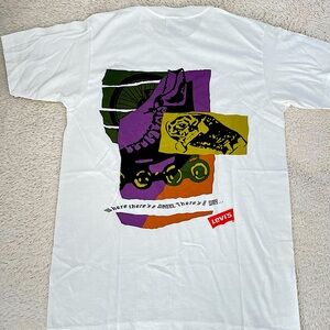 Vintage 90's Levi's Promo T shirt - Unisex Size Medium